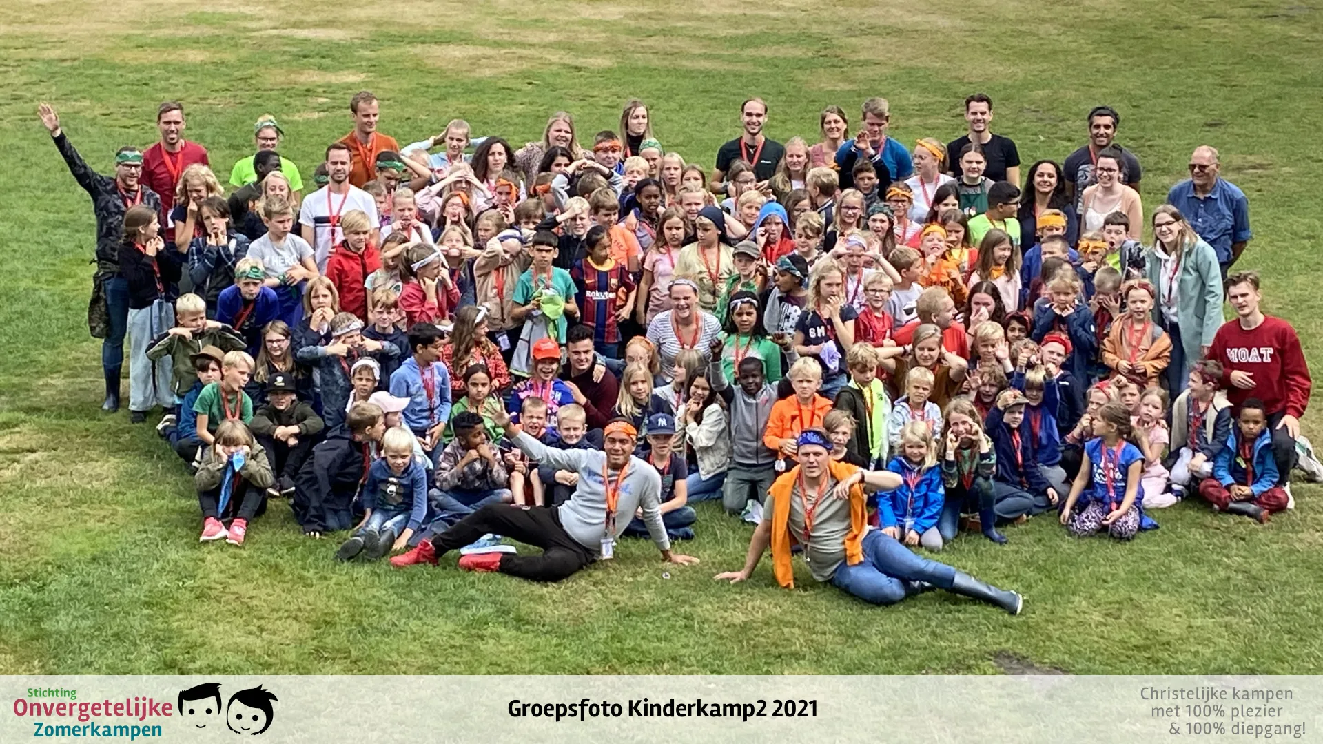 Grote groepsfoto van kinderkamp 2 in 2021