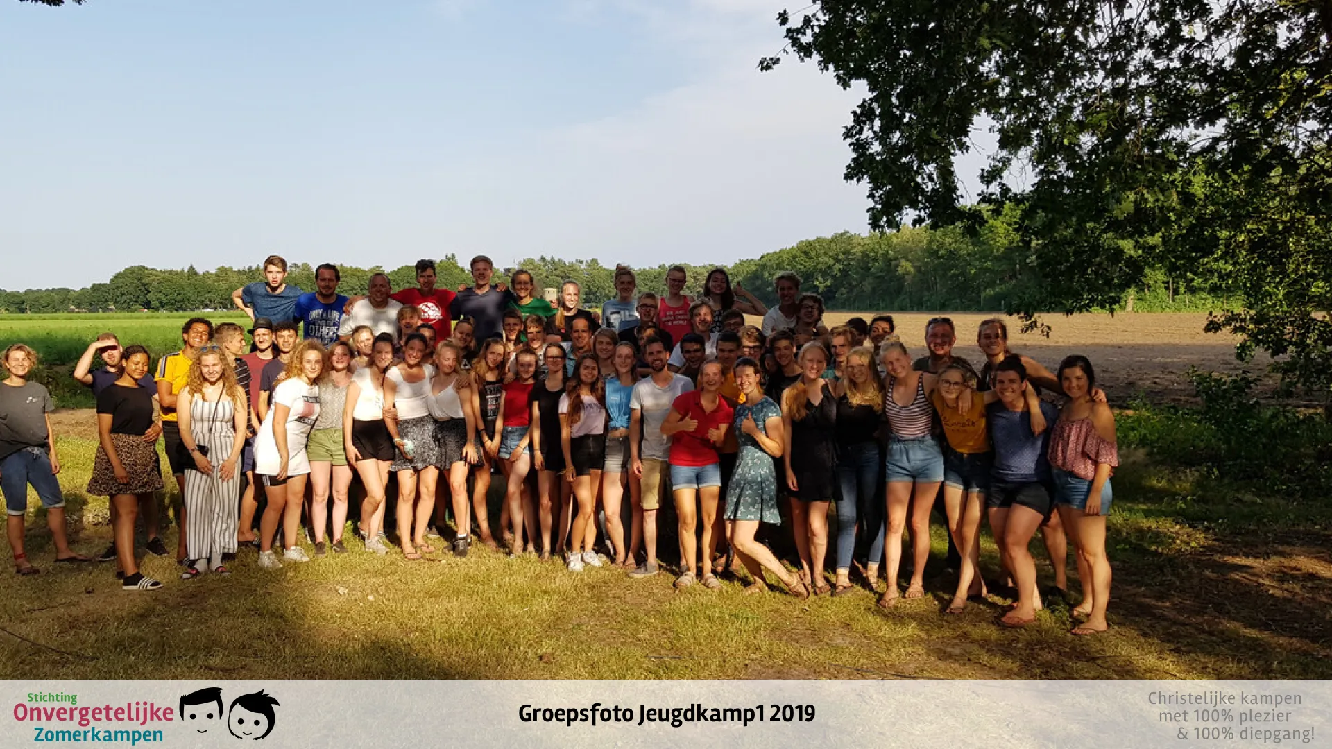 Groepsfoto van Jeugdkamp week 1 in 2019