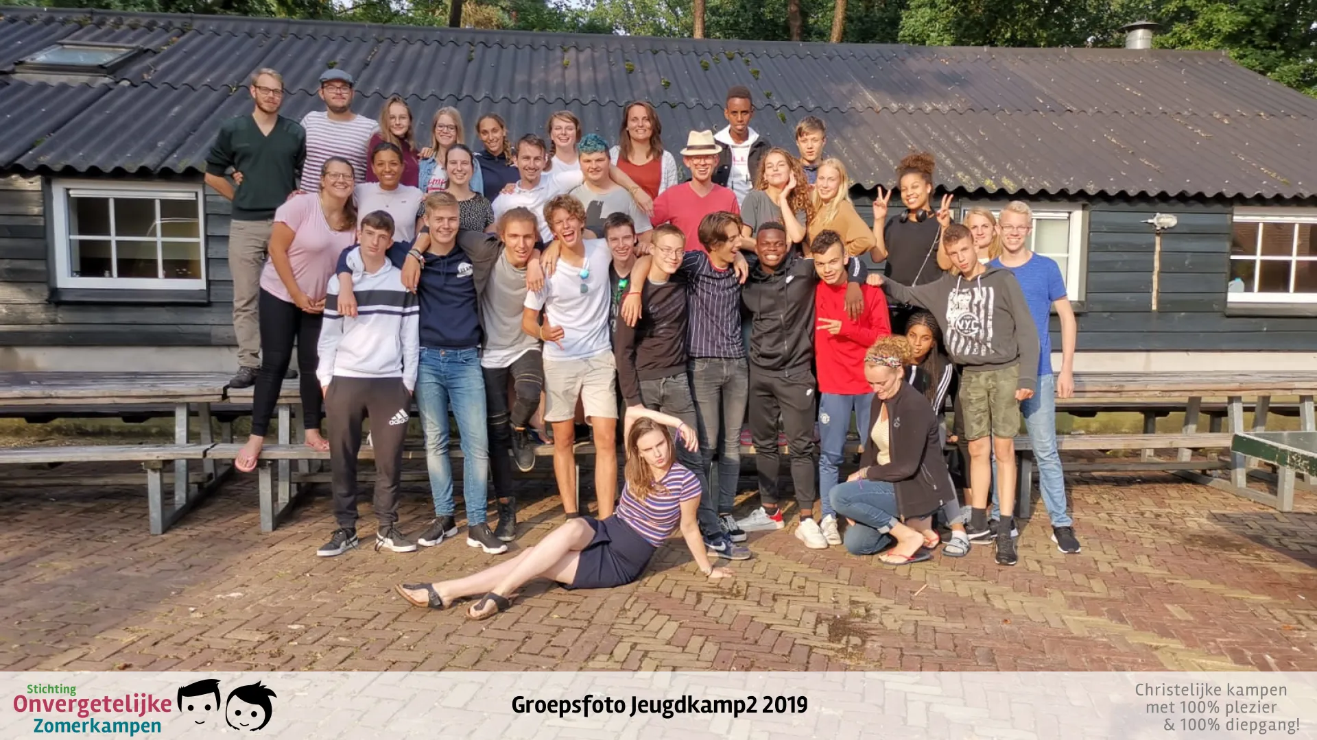 Groepsfoto van Jeugdkamp week 2 in 2019