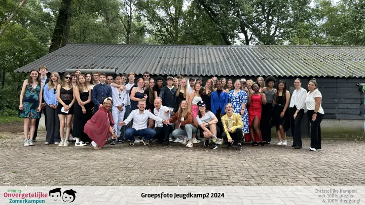 Groepsfoto van Jeugdkamp week 2 in 2024